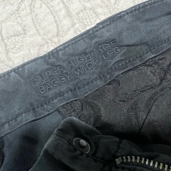 American Eagle Outfitters black cargo wide leg baggy super high rise pants 000 - Picture 5 of 6